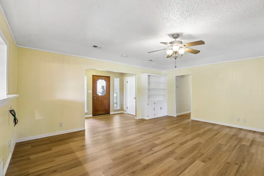 1600 S Timber Court, Benbrook, TX 76126 - #3