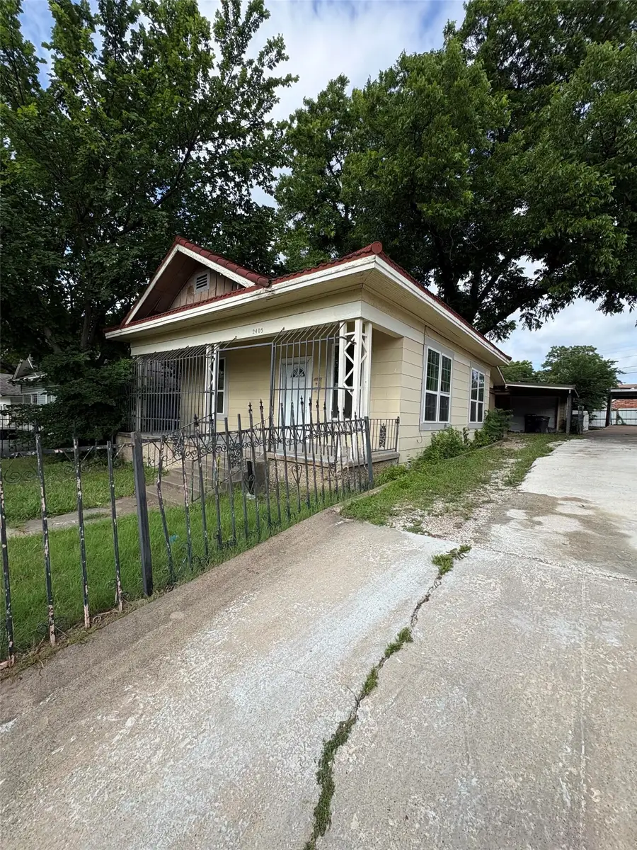 2405 Roosevelt Avenue, Fort Worth, TX 76164 - #2
