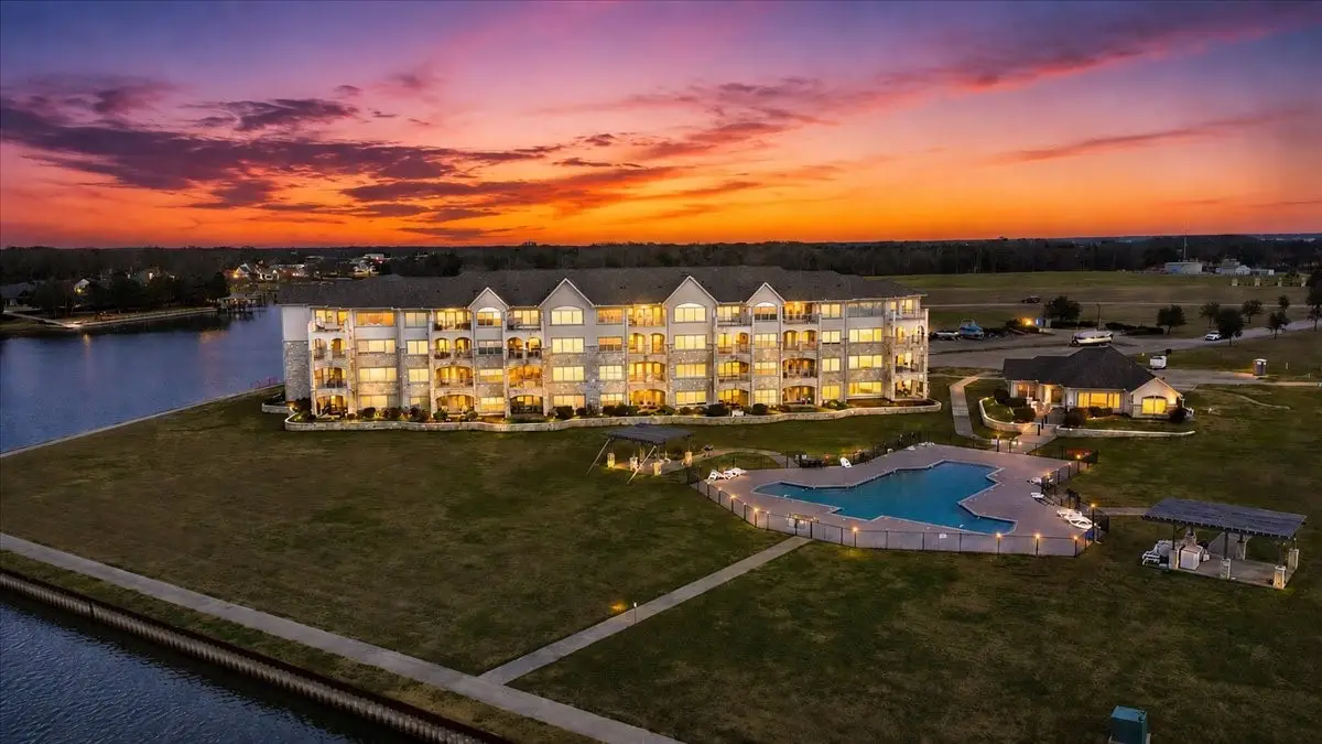 9900 Northshore Boulevard #3108, Corsicana, TX 75109 - #1