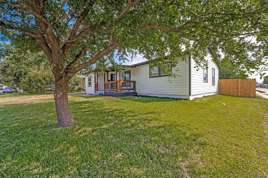 1712 Milner Road, Irving, TX 75061 - #2