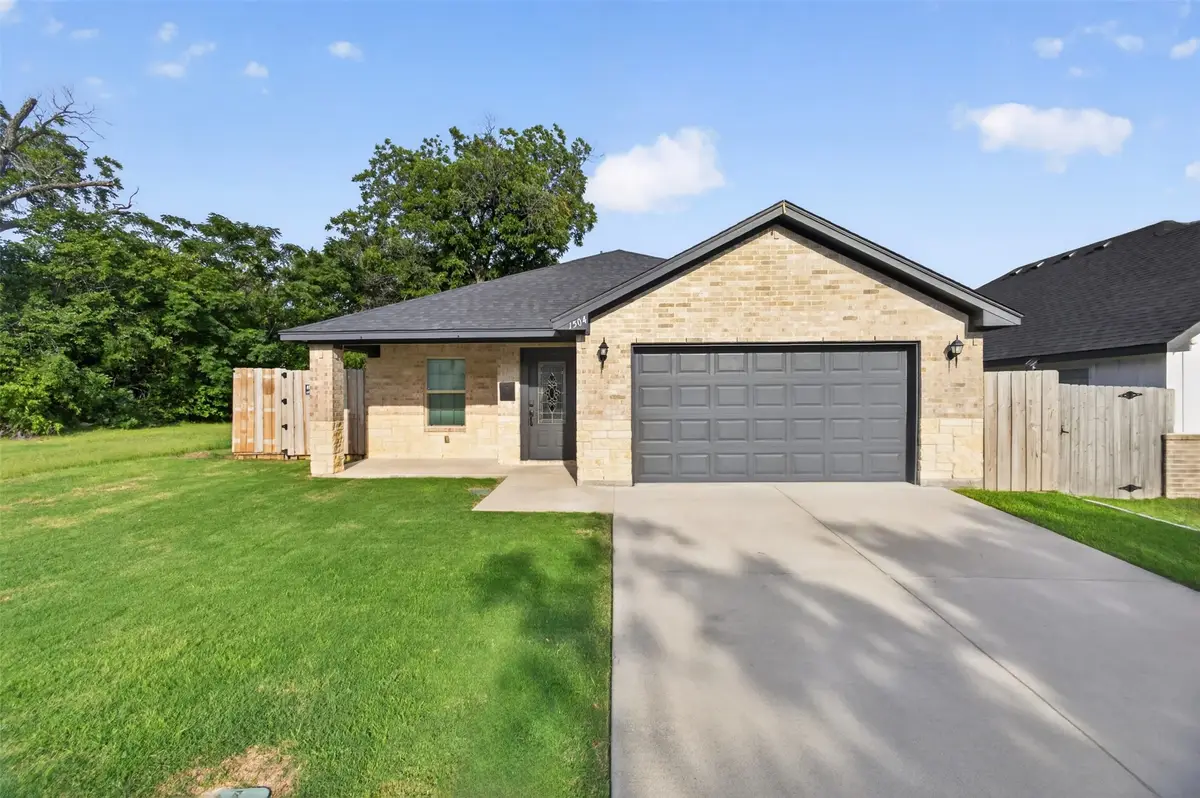 1504 Missouri Avenue, Fort Worth, TX 76104 - #1
