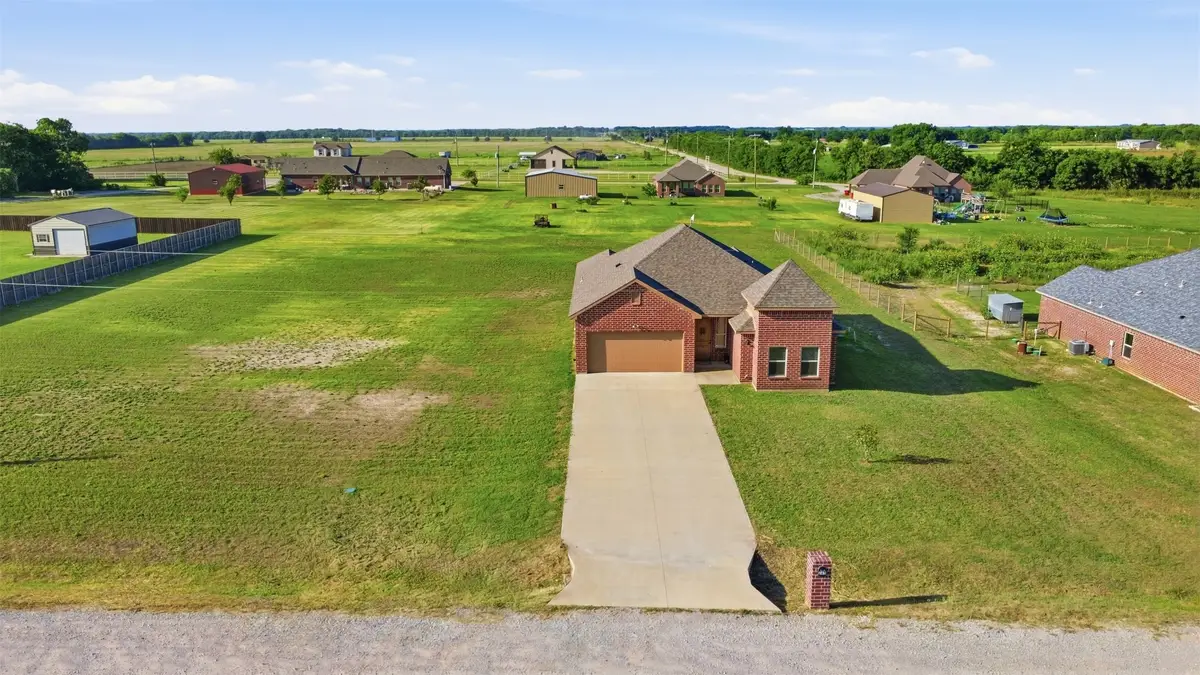 265 Delatorre Street, Trenton, TX 75490 - #1
