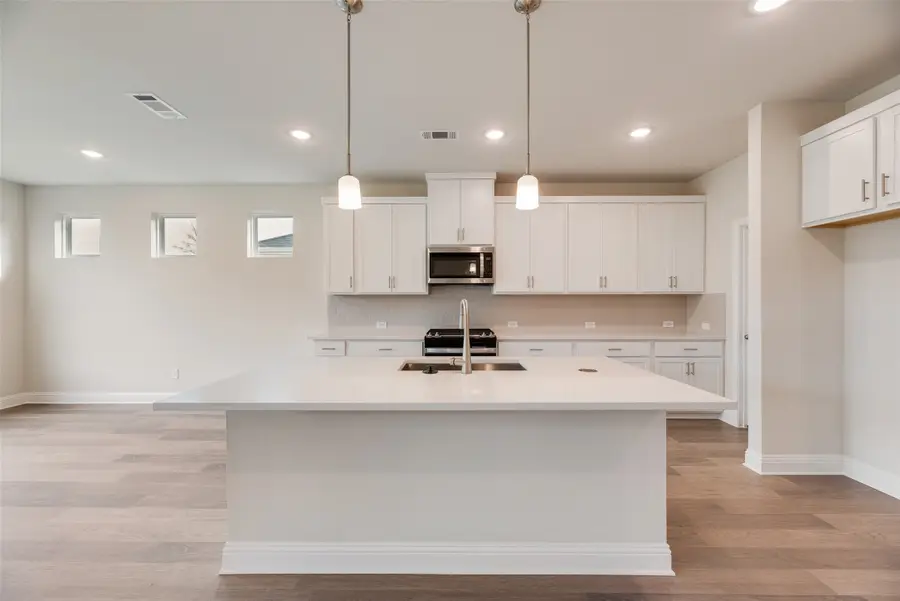 552 Marcus Lane, Crowley, TX 76036 - #2