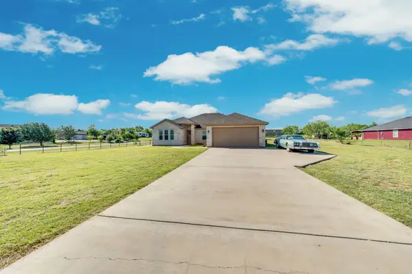 656 Bunk House Road, Venus, TX 76084