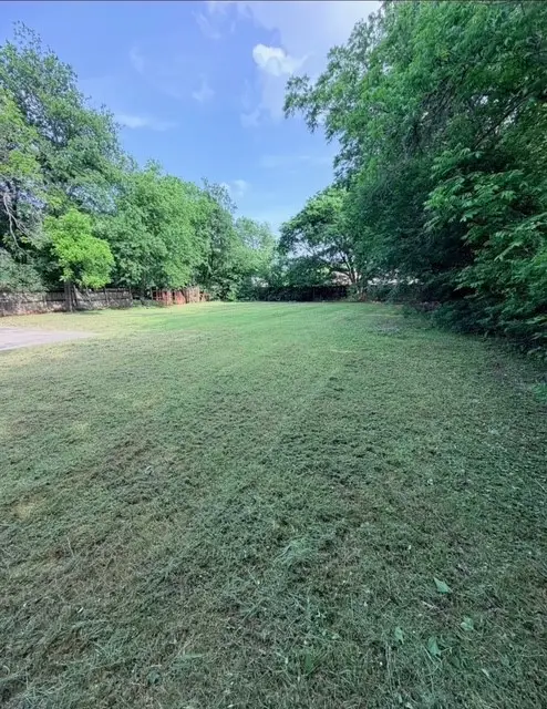 1209 W Lone Star Avenue, Cleburne, TX 76033 - #3