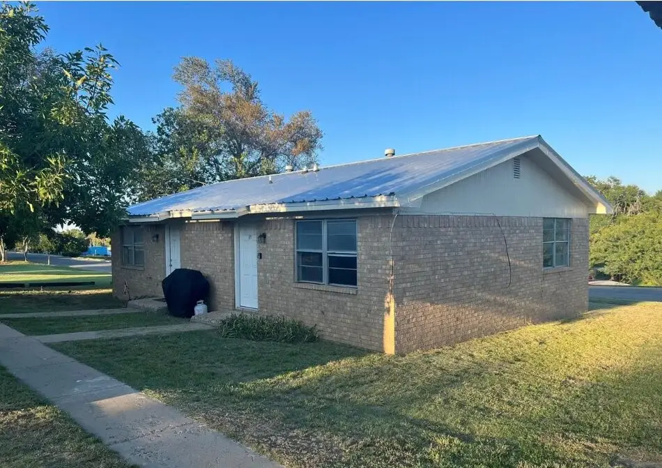 906 Birch Street, Canadian, TX 79014 - #1