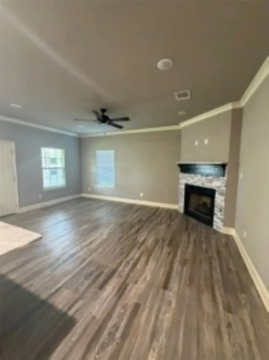 7631 Kempton Park Drive, Shreveport, LA 71129 - #3