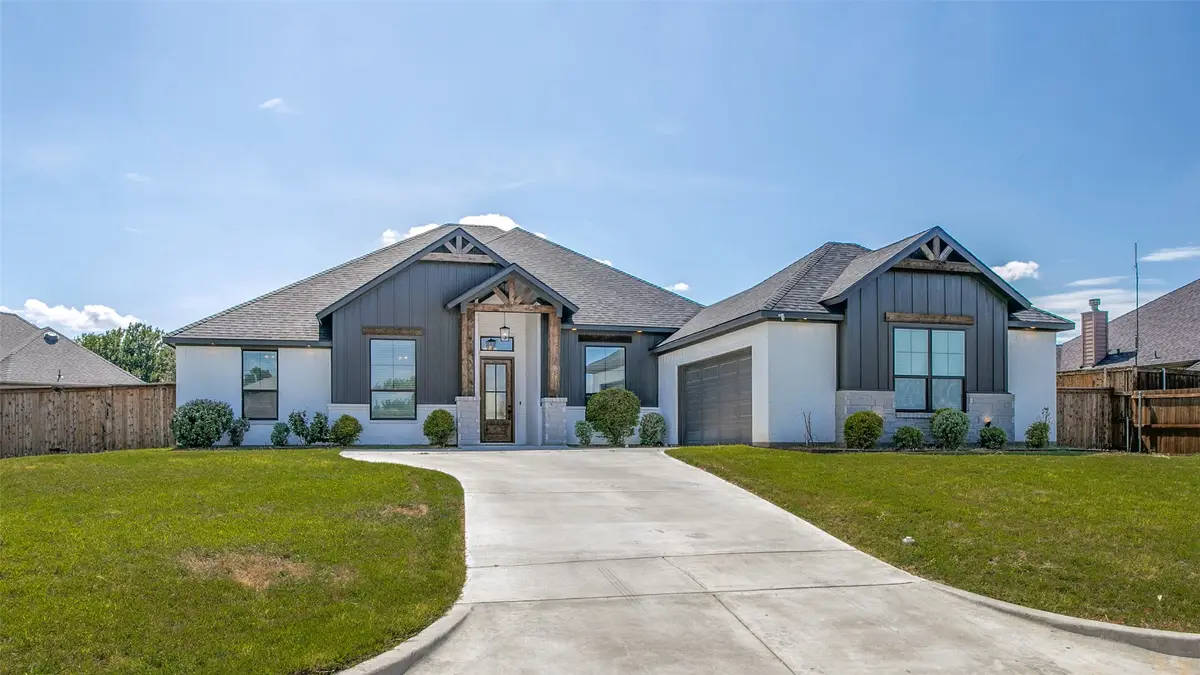 104 Bent Creek Court, Cleburne, TX 76033 - #1