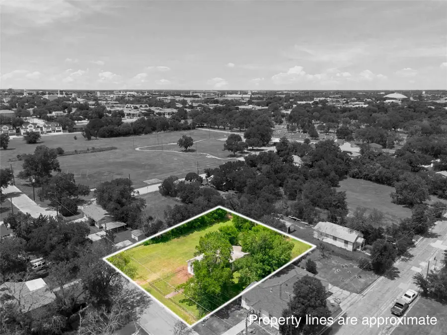2432 S 9th Street, Waco, TX 76706 - #2