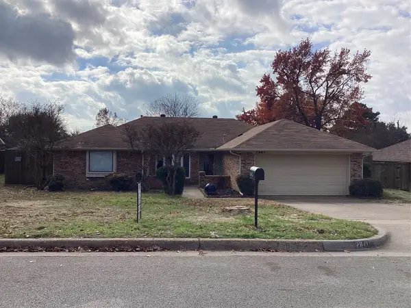 2841 Southridge Drive, Grapevine, TX 76051