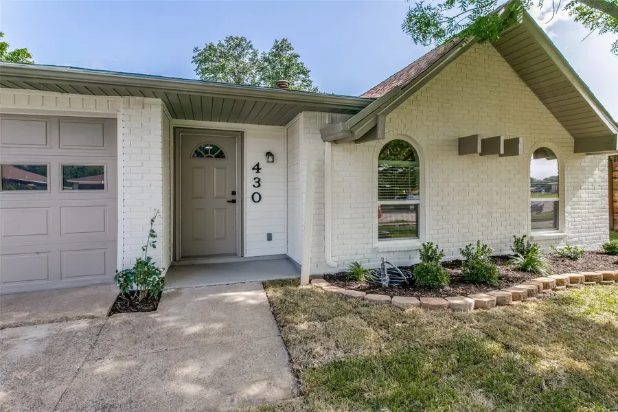 430 E Grenoble Drive, Grand Prairie, TX 75052 - #3