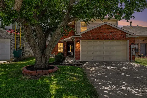 2020 Cardinal Lane, Lewisville, TX 75077