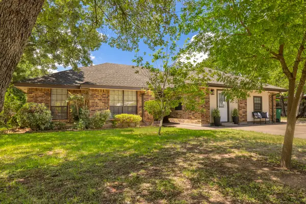 1705 Alamo Court, Clyde, TX 79510