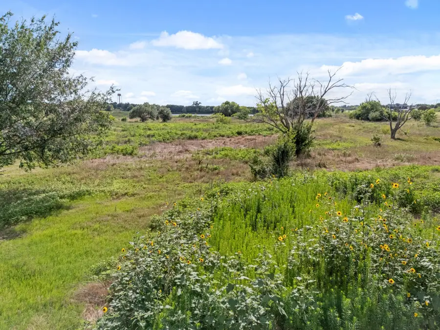 10 ac. S Lone Star Parkway, Moody, TX 76657 - #3