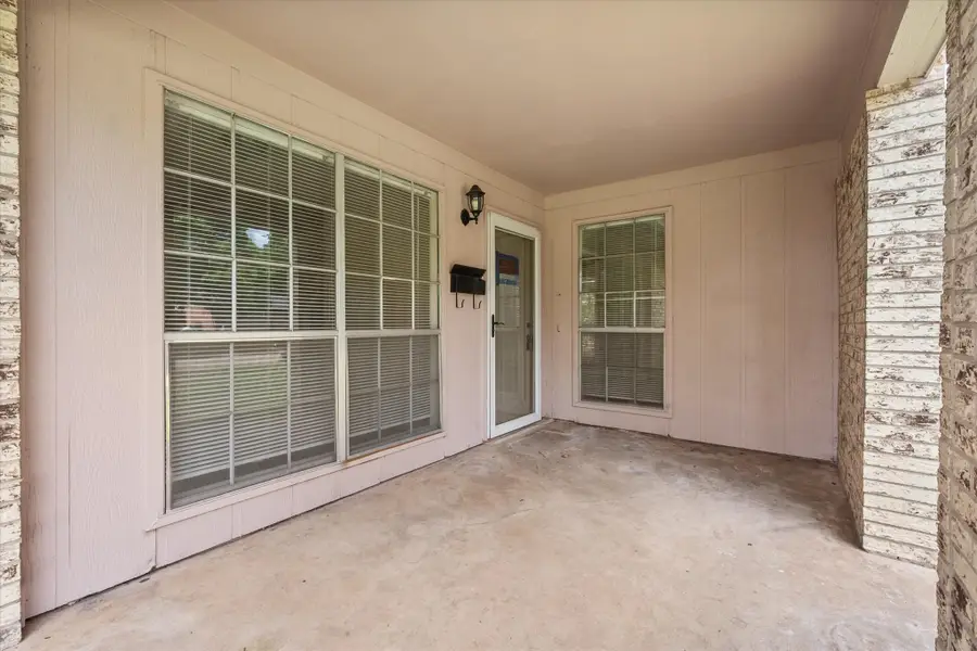 410 Charlotte Street, Duncanville, TX 75137 - #3