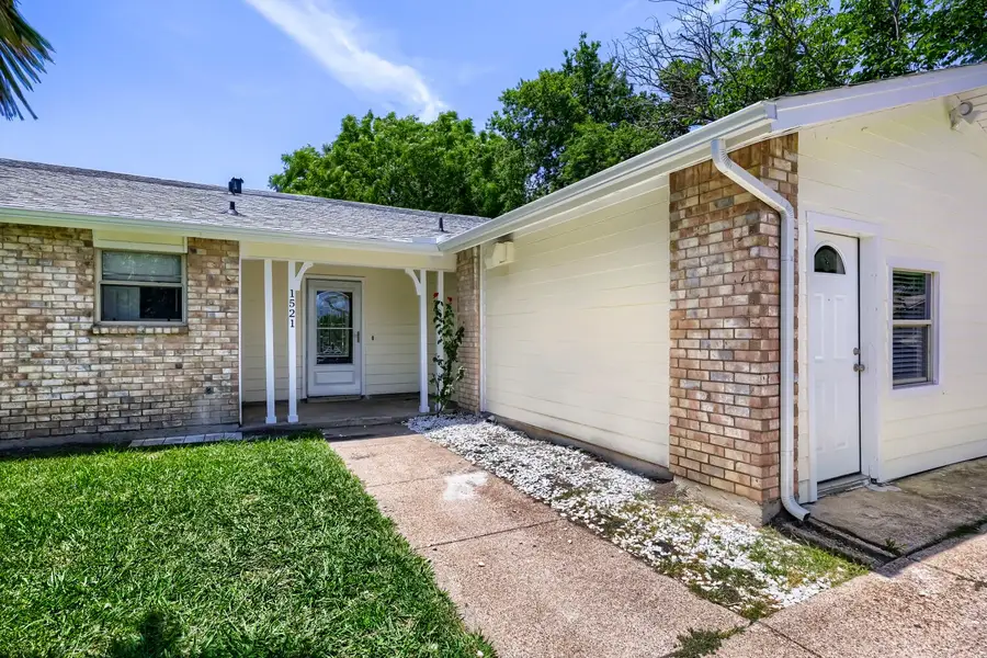 1521 Oakbrook Court, Lancaster, TX 75134 - #2