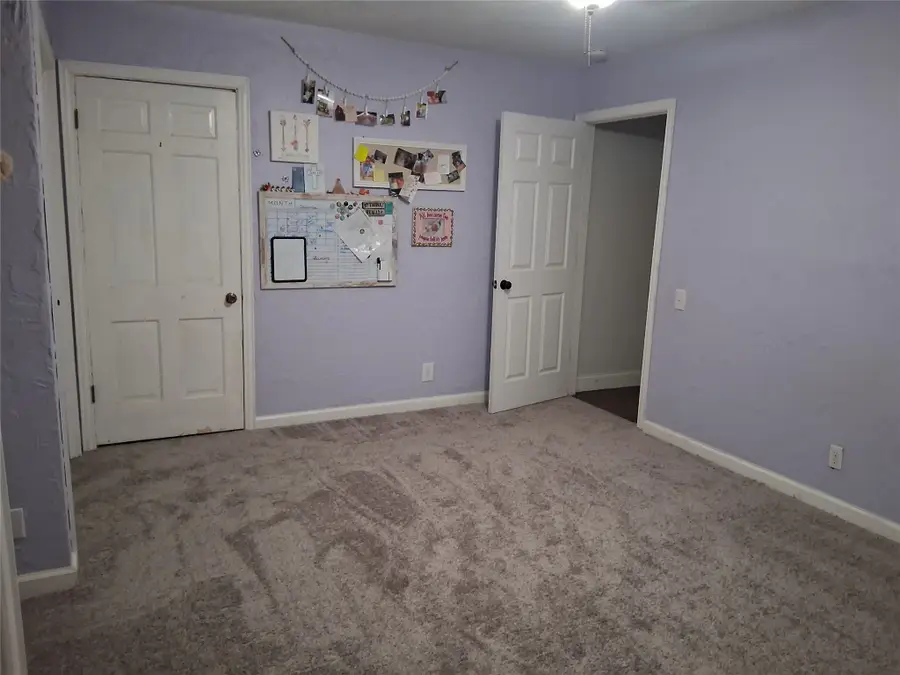 121 Port O Call Court, Runaway Bay, TX 76426 - #3