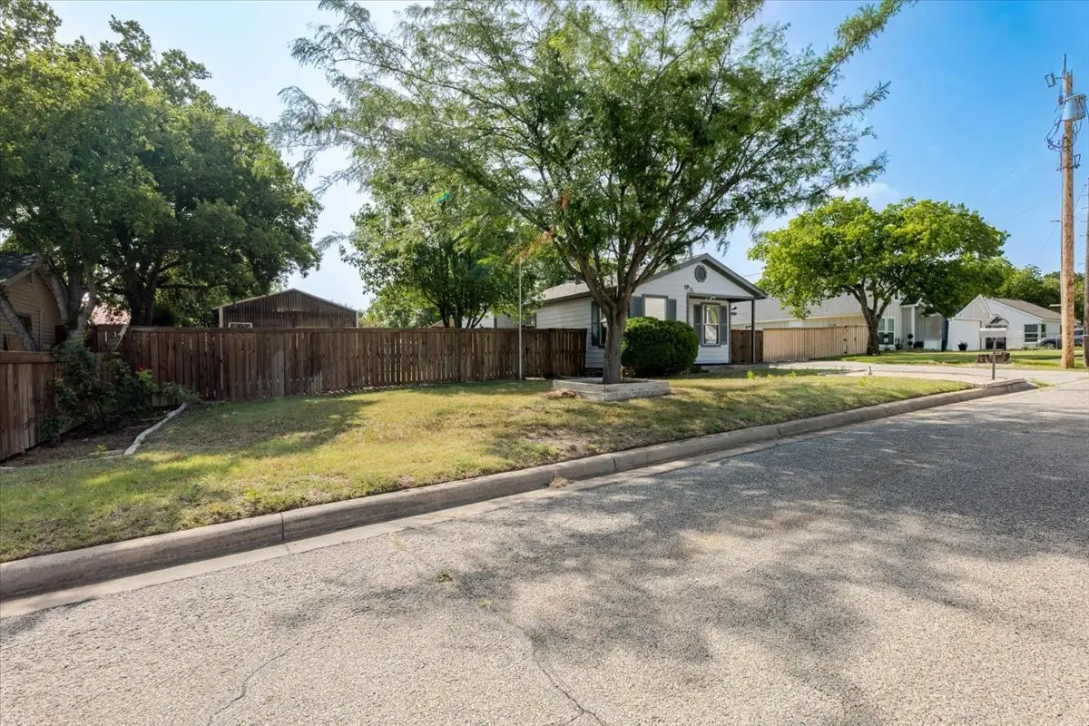 308 Hallvale Drive, White Settlement, TX 76108 - #1