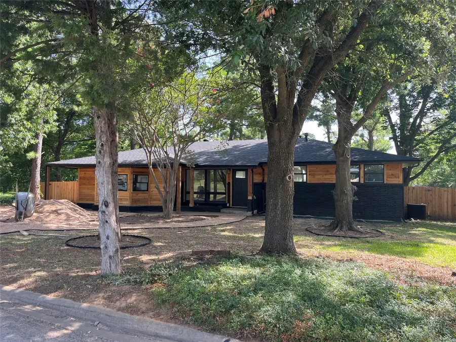 404 W Hillcrest Street, Keene, TX 76059 - #2