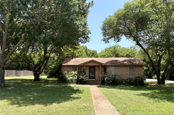 223 Sperry Lane, Red Oak, TX 75154