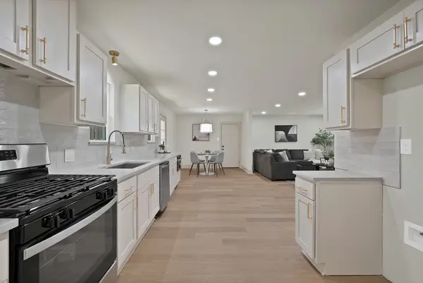 5704 Wessex Avenue, Fort Worth, TX 76133
