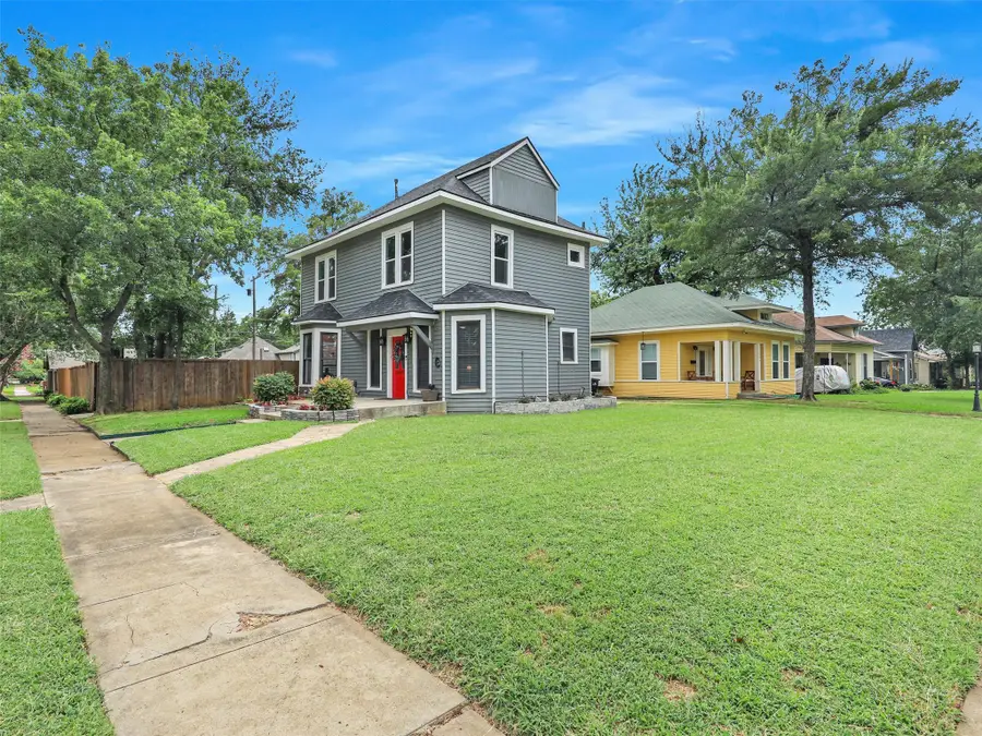 1200 W Walker Street, Denison, TX 75020 - #3