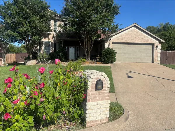 800 Joshua Drive, Burleson, TX 76028
