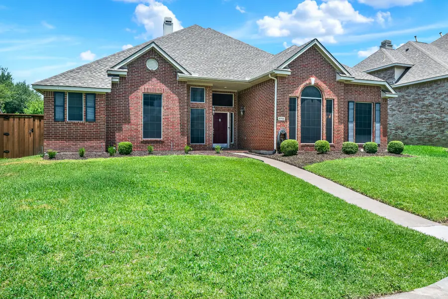 5705 Abingdon Drive, Richardson, TX 75082 - #2