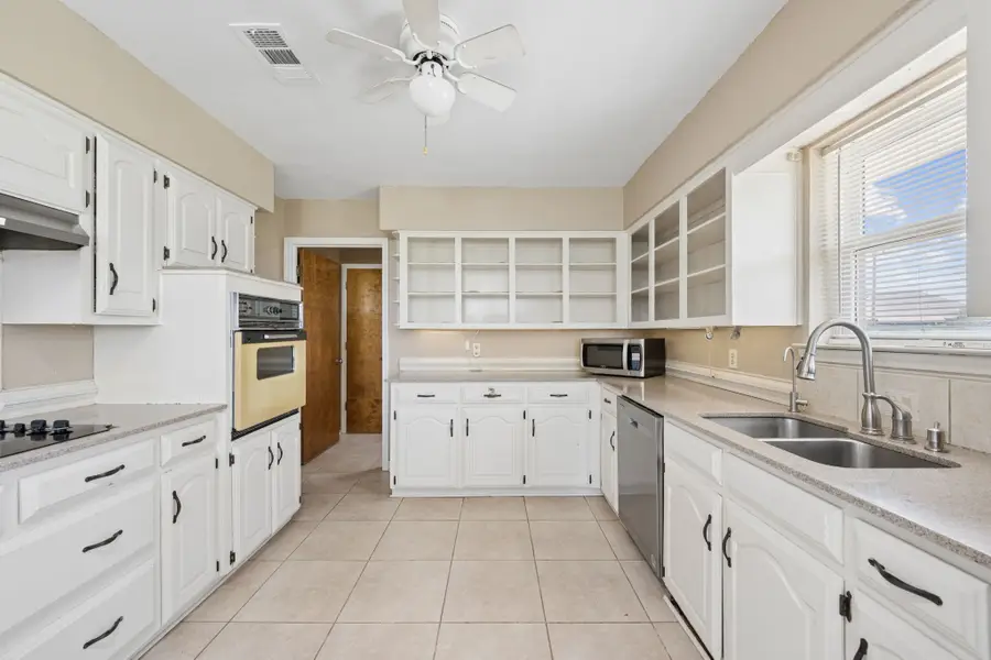 700 Panorama Loop, Waxahachie, TX 75165 - #2