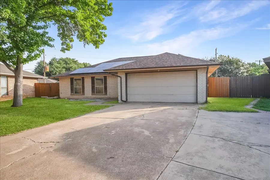 2604 S Meadow Drive, Fort Worth, TX 76133 - #2