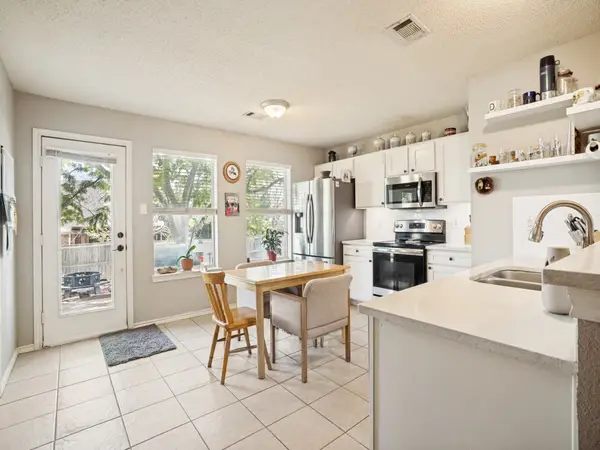 1036 Summit Drive, Justin, TX 76247