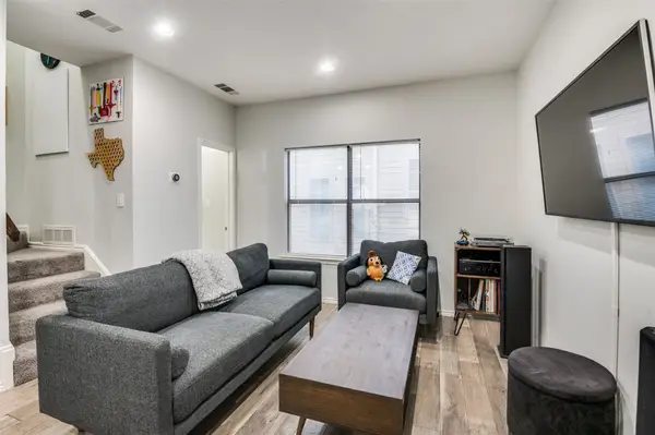2728 Reagan Street #202, Dallas, TX 75219