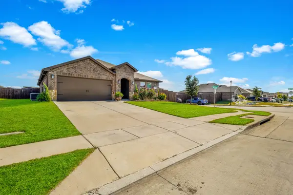 739 Meadow Creek Lane, Josephine, TX 75189