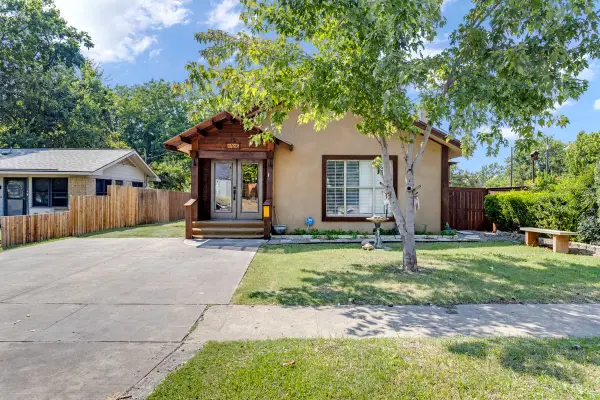 1416 N Cleveland Avenue, Sherman, TX 75090