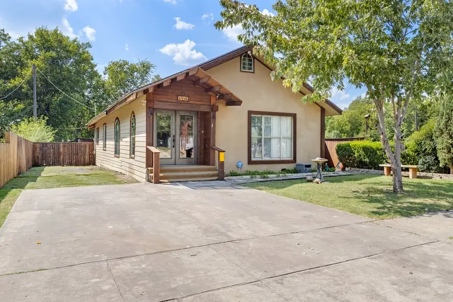 1416 N Cleveland Avenue, Sherman, TX 75090 - #3
