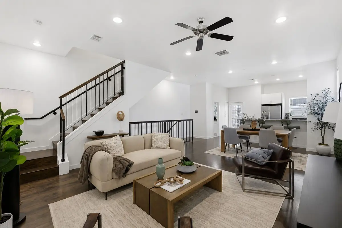 3200 Ross Avenue #28, Dallas, TX 75204 - #1