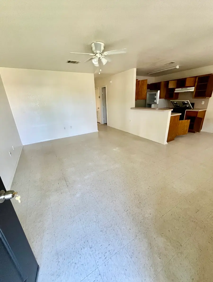 506 W Green Avenue, Killeen, TX 76541 - #3