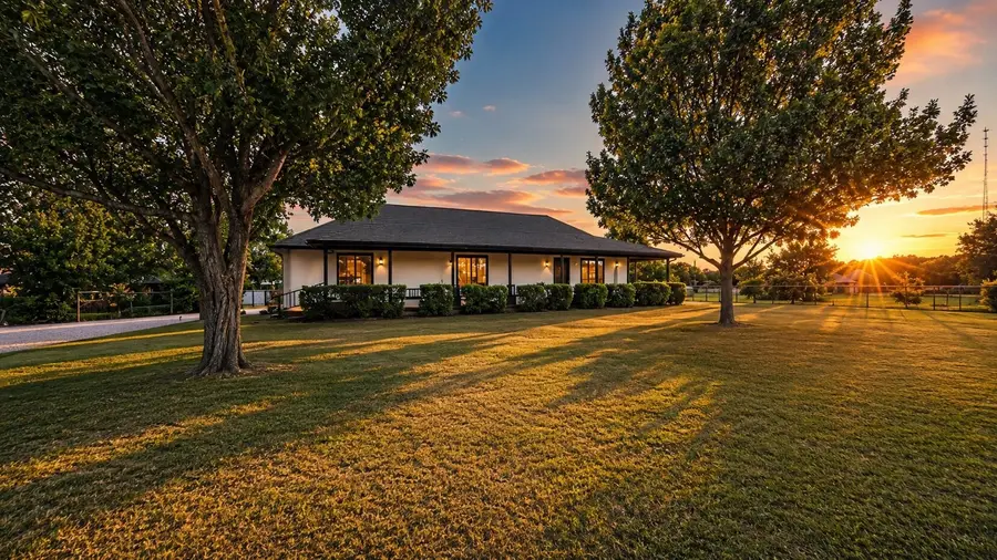 2913 County Road 920, Crowley, TX 76036 - #2