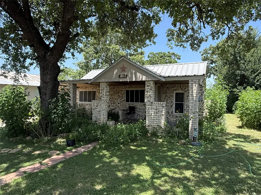2803 Avenue C, Brownwood, TX 76801 - #3
