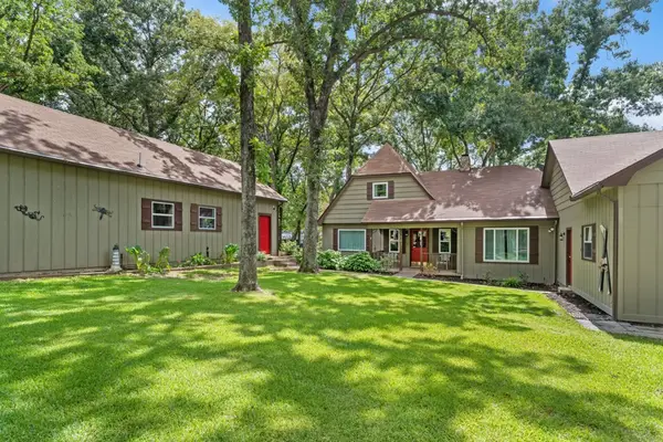 103 Deer Island Road, Mabank, TX 75156