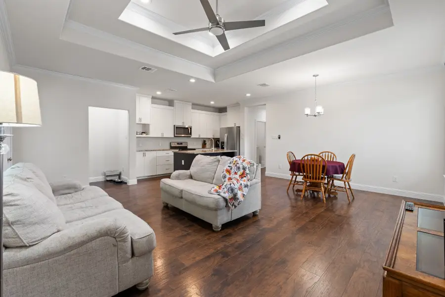 106 1/2 Cook Street, Waxahachie, TX 75165 - #3