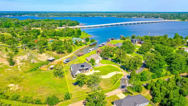 5523 Lakeshore Court, Log Cabin, TX 75148