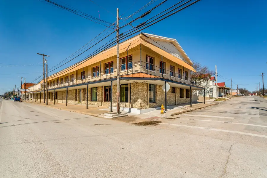 226 E Blackjack Street, Dublin, TX 76446 - #2