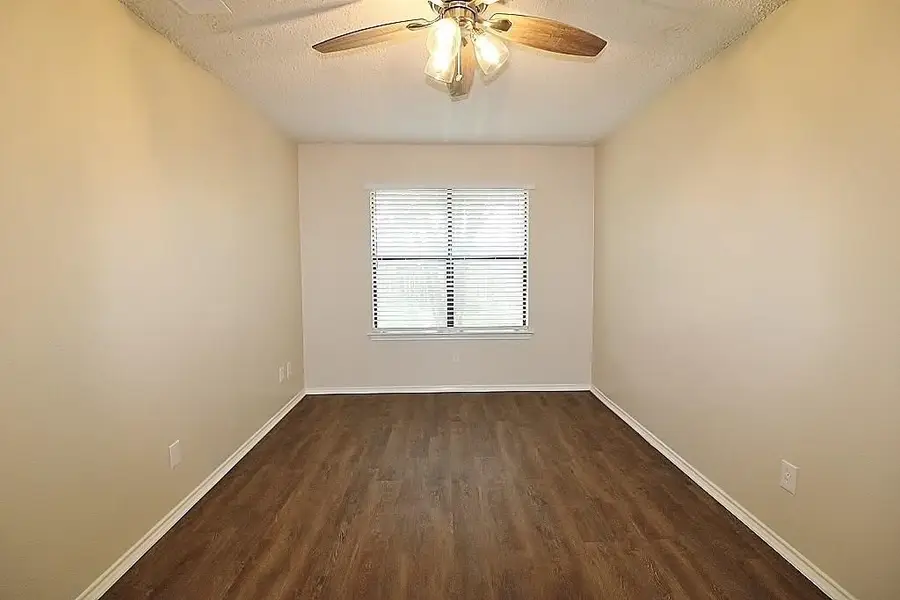 1915-1917 Spindletop Drive, Duncanville, TX 75137 - #2