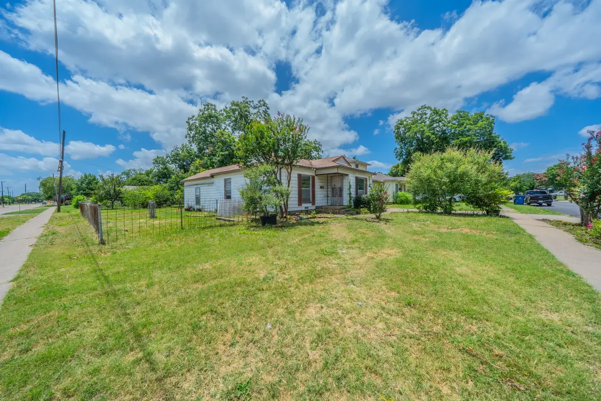 800 Mimosa Drive, Garland, TX 75040 - #1