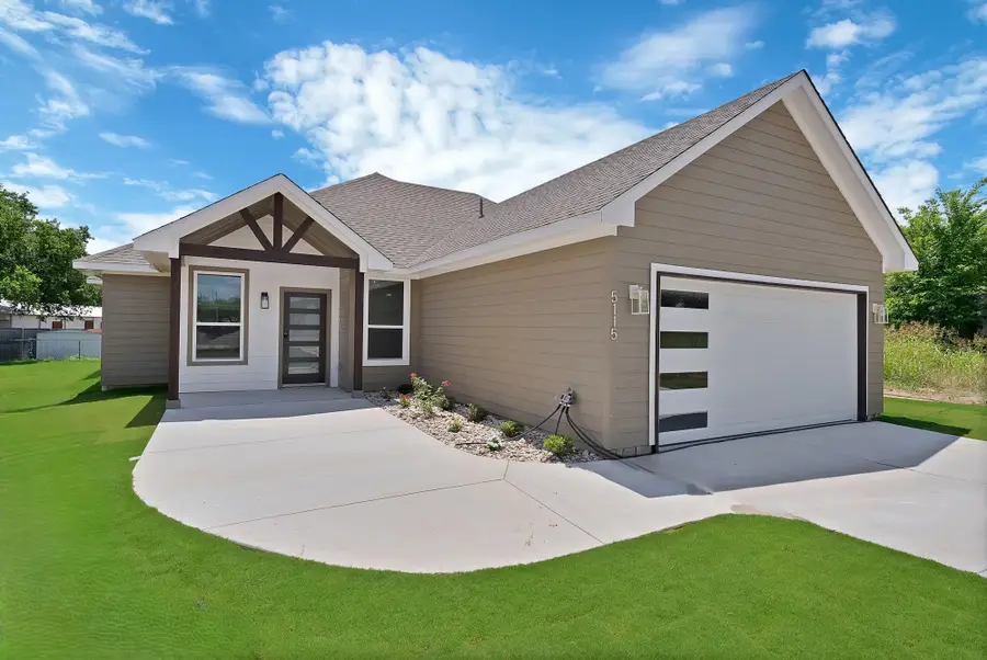 5115 Waterbury Court, Granbury, TX 76048 - #3