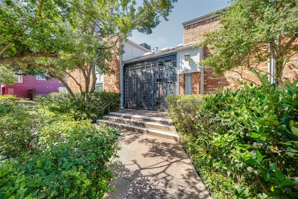4317 Hartford Street #204, Dallas, TX 75219