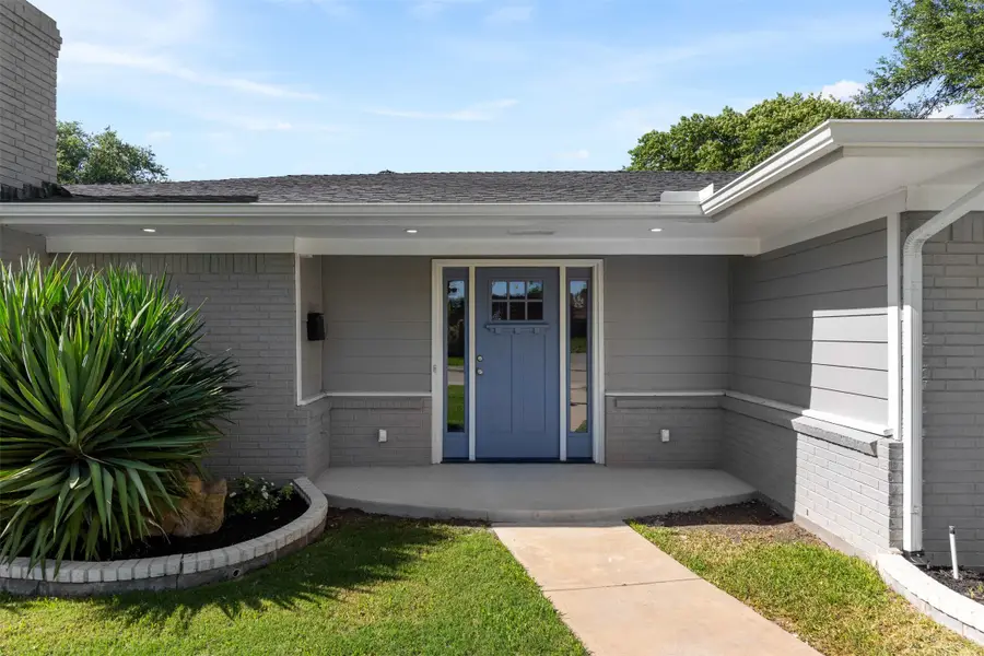 1801 Alexander Drive, Waxahachie, TX 75165 - #2