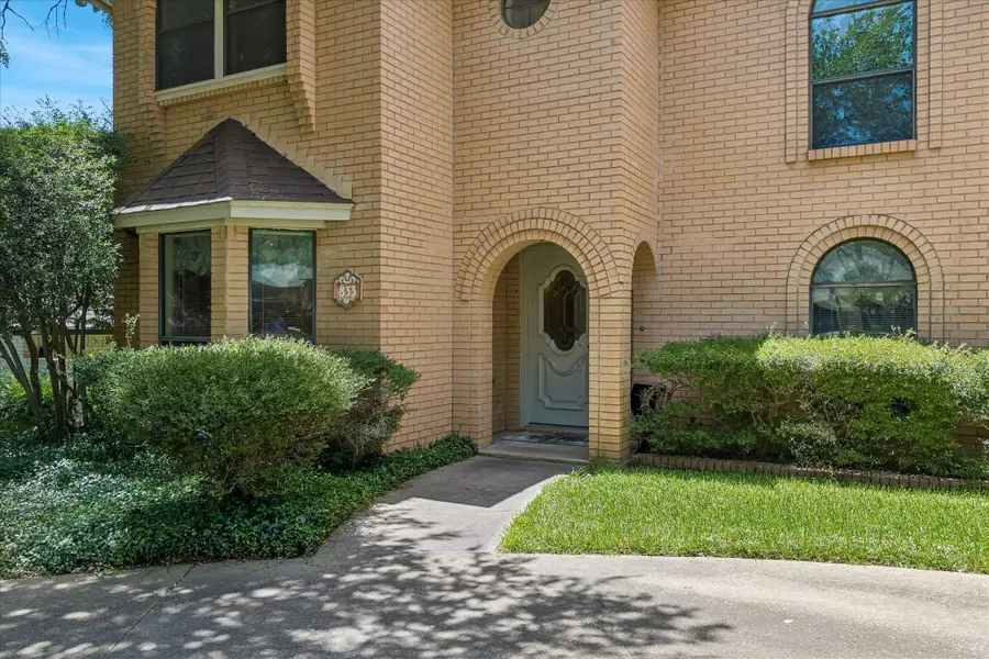 833 Kingston Drive, Mansfield, TX 76063 - #3