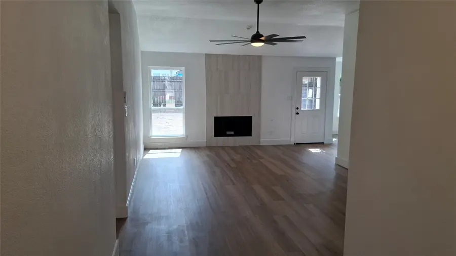 2116 Brooklake Street W, Denton, TX 76207 - #3